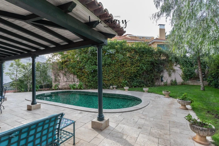 Moradia T4 para Venda em Cascais e Estoril Foto 17