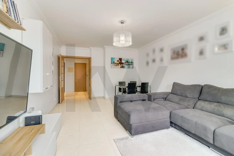 Apartamento T3 para Venda em Santo António dos Cavaleiros e Frielas Foto 5