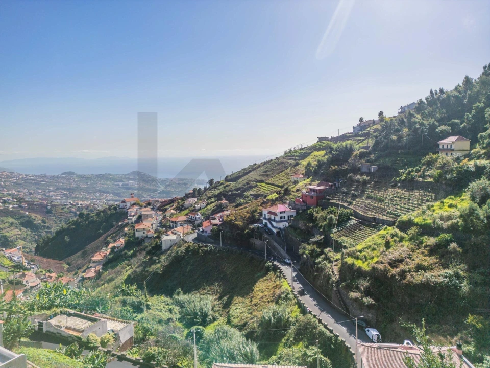 Terreno para Venda em Estreito de Camara de Lobos Foto 22