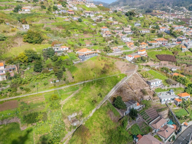 Terreno para Venda em Estreito de Camara de Lobos Foto 10
