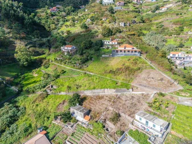 Terreno para Venda em Estreito de Camara de Lobos Foto 14