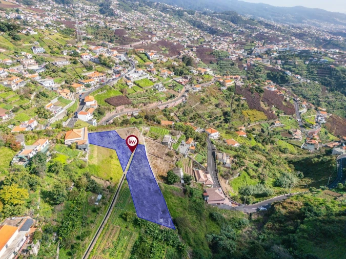 Terreno para Venda em Estreito de Camara de Lobos Foto 9