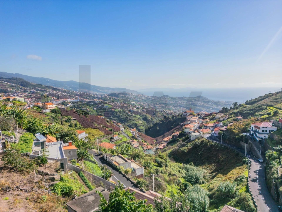 Terreno para Venda em Estreito de Camara de Lobos Foto 20
