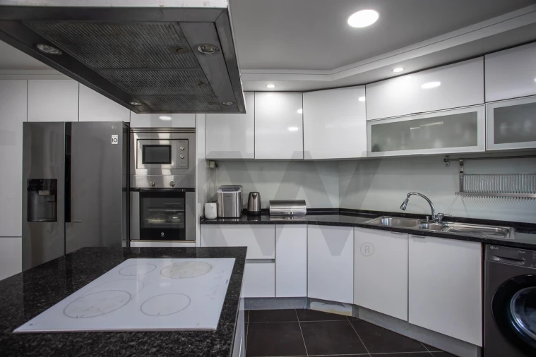 Apartamento T3 para Venda em Queluz e Belas Foto 17