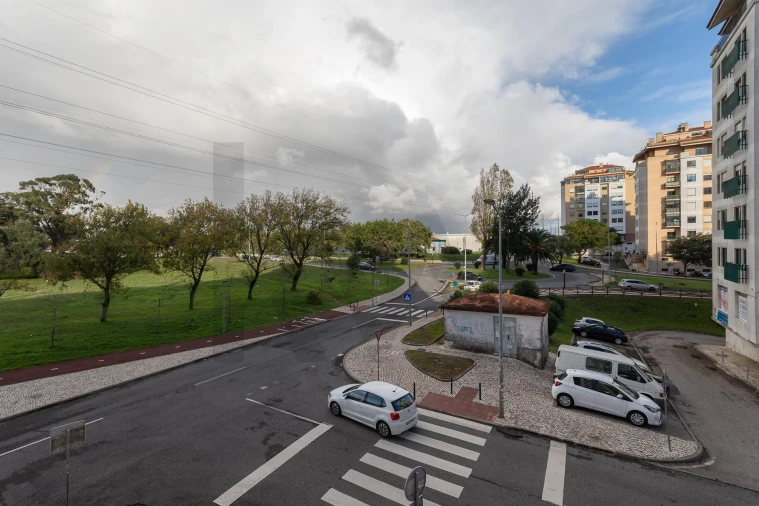 Apartamento T3 para Venda em Queluz e Belas Foto 39