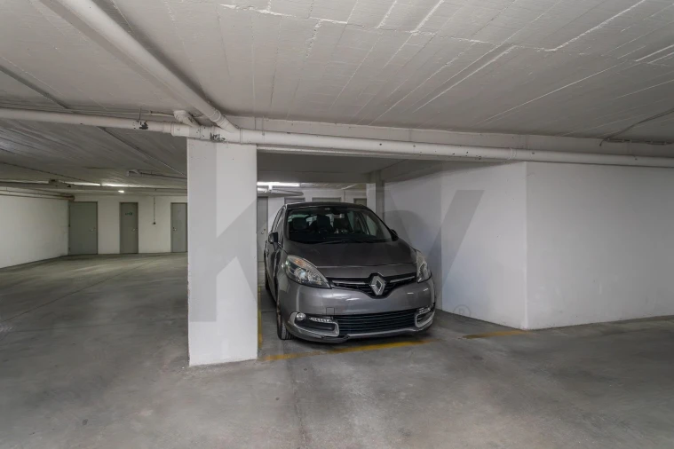 Apartamento T3 para Venda em Queluz e Belas Foto 32