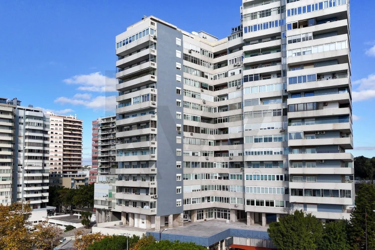 Apartamento T1 para Arrendamento em Belém Foto 23