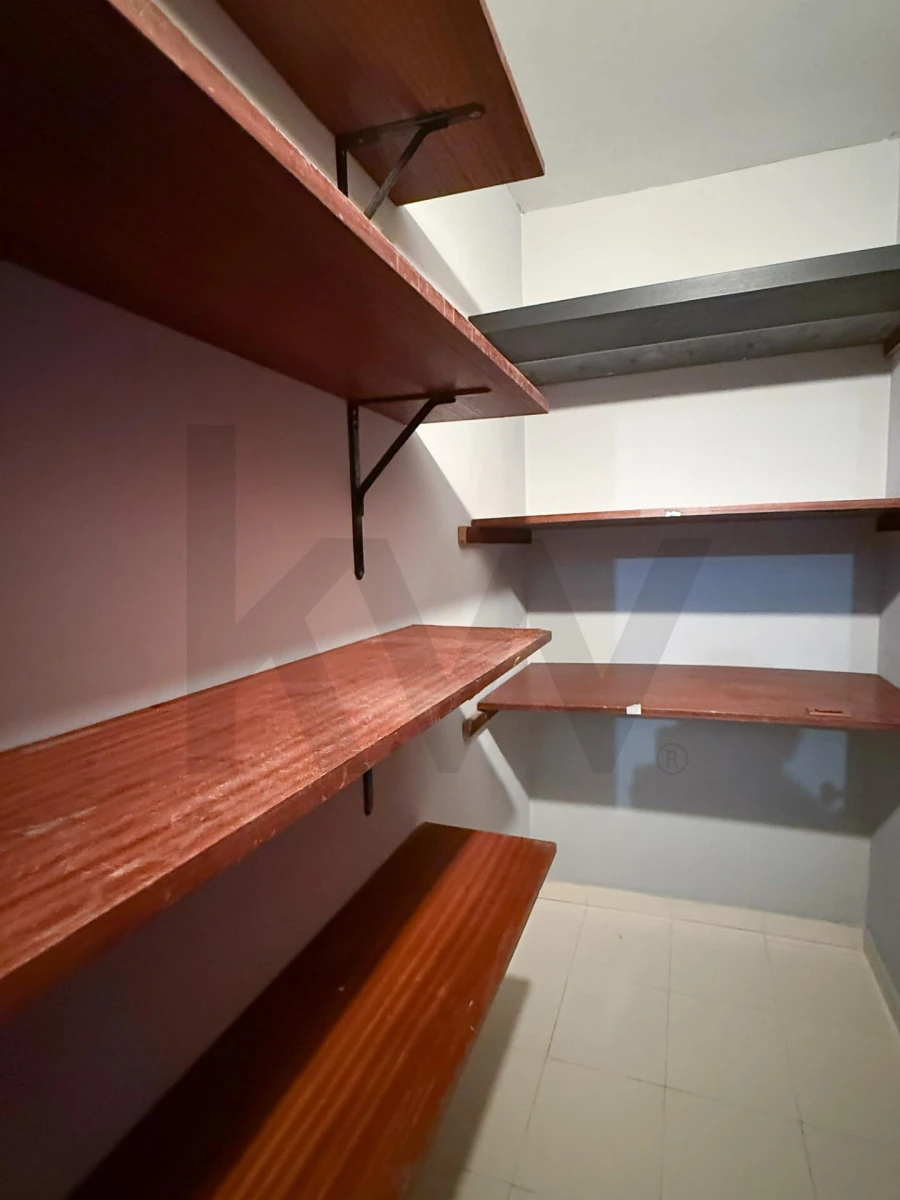 Apartamento T2 para Venda em Santo António dos Cavaleiros e Frielas Foto 16