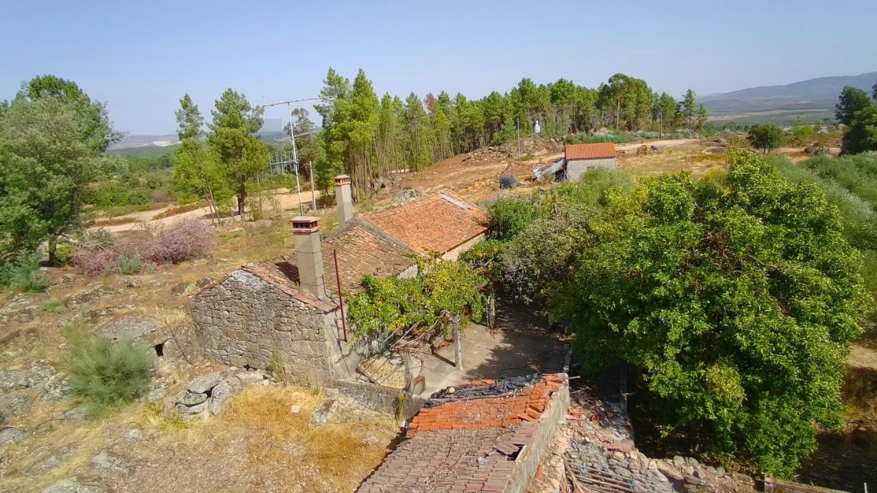 Quinta T3 para Venda em Vale de Prazeres e Mata da Rainha Foto 20