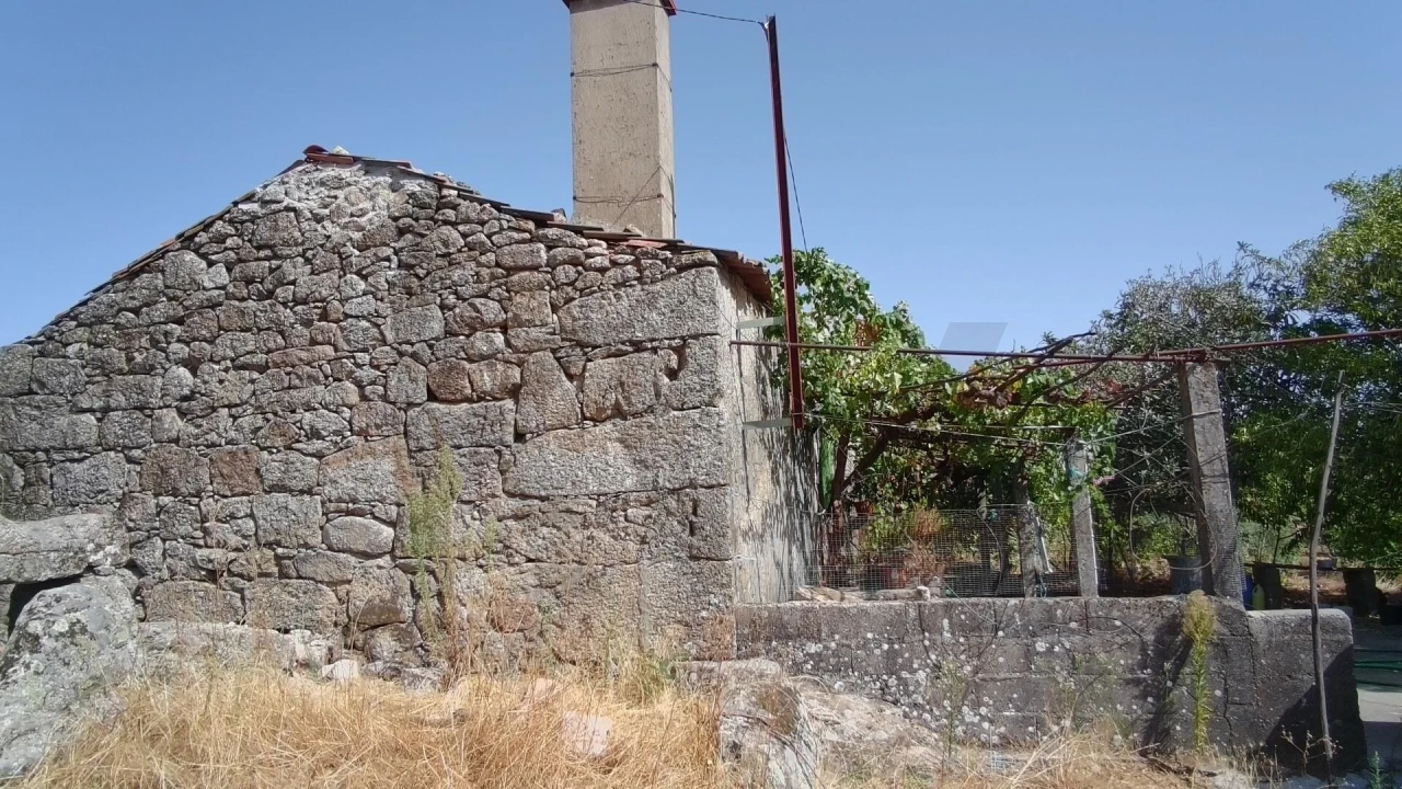 Quinta T3 para Venda em Vale de Prazeres e Mata da Rainha Foto 5