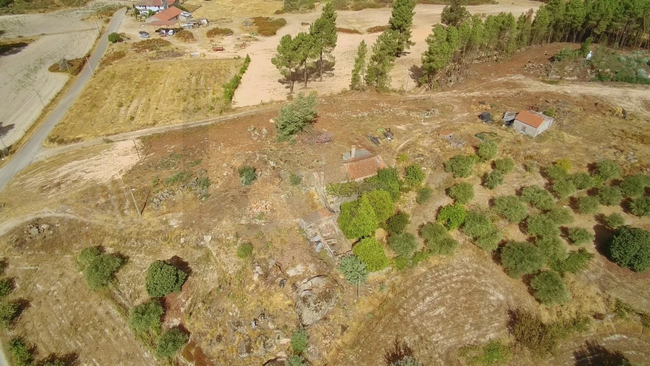 Quinta T3 para Venda em Vale de Prazeres e Mata da Rainha Foto 19