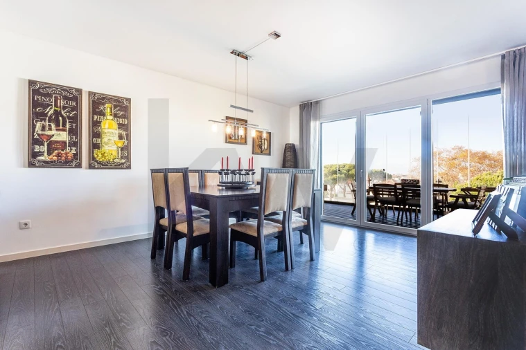 Apartamento T4 para Venda em Carcavelos e Parede Foto 10