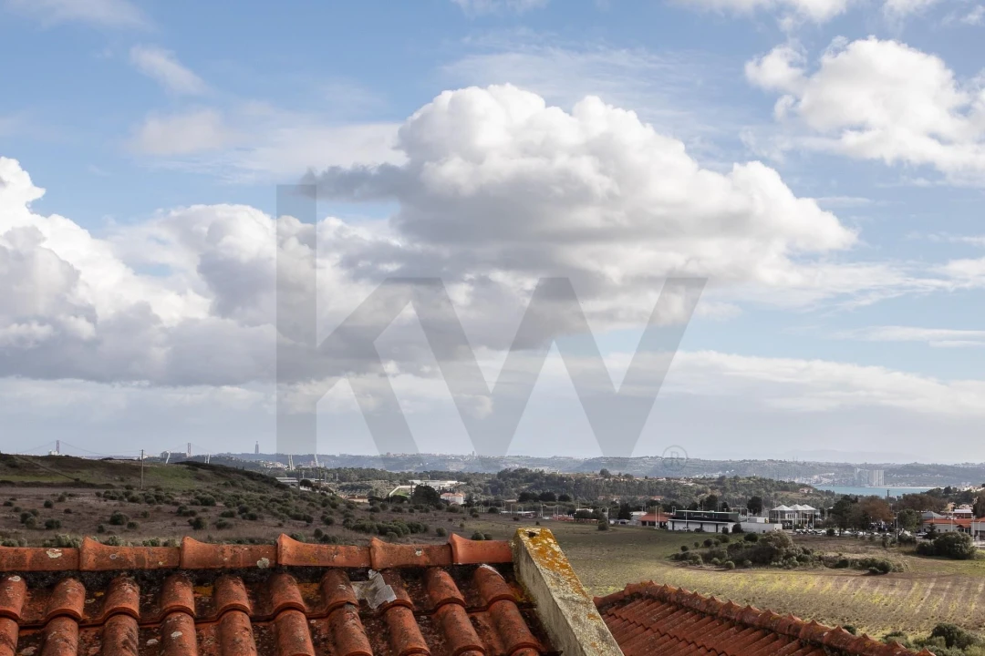 Moradia T4 para Venda em Porto Salvo Foto 43