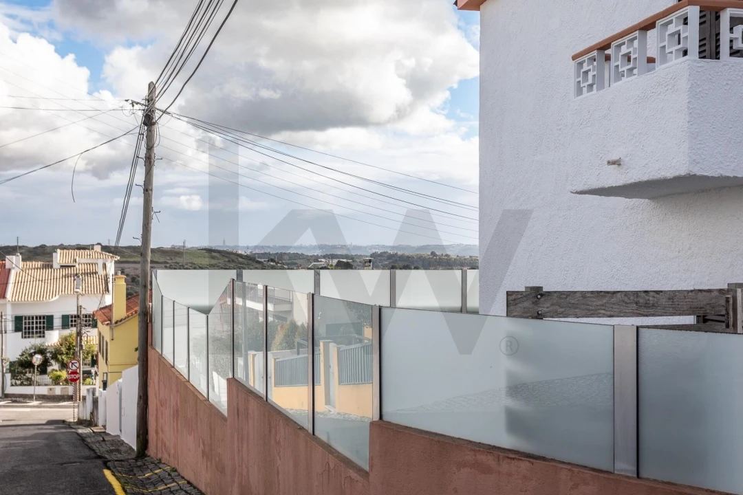 Moradia T4 para Venda em Porto Salvo Foto 62