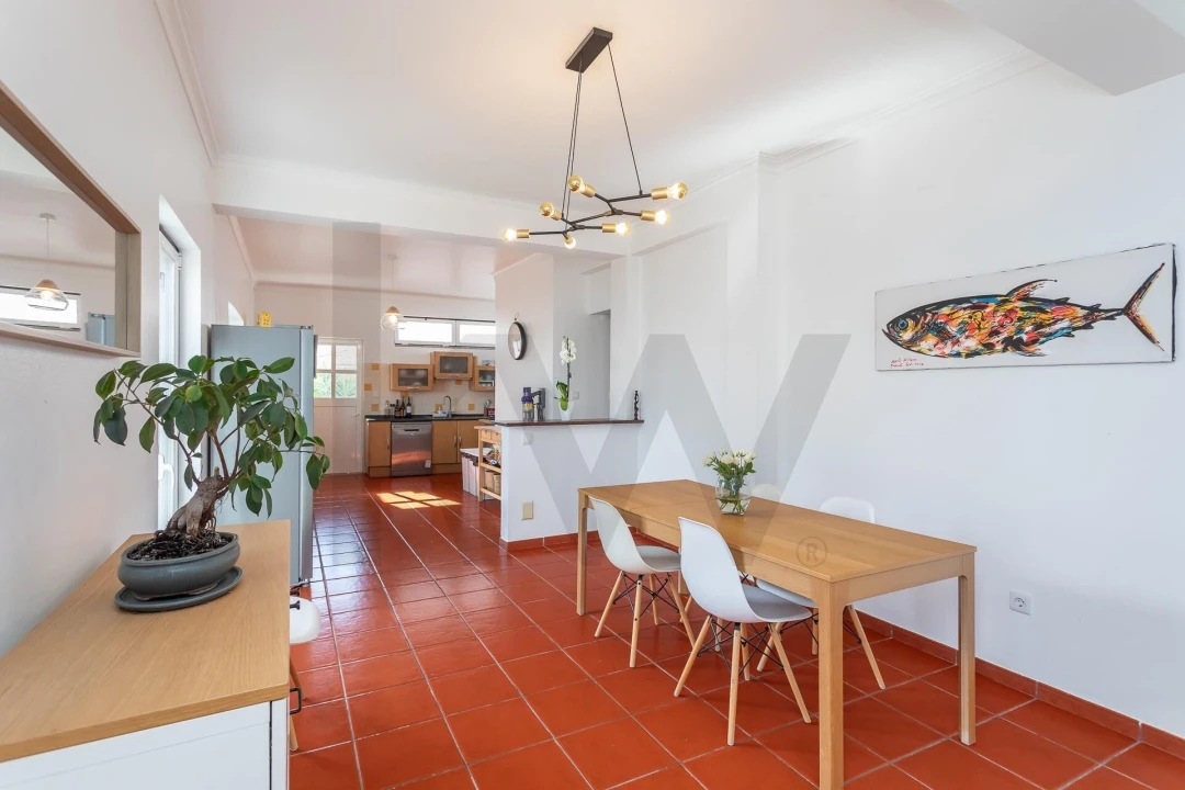 Moradia T4 para Venda em Porto Salvo Foto 14