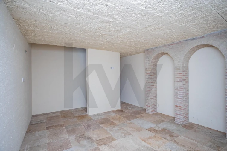 Moradia T4 para Venda em Porto Salvo Foto 67