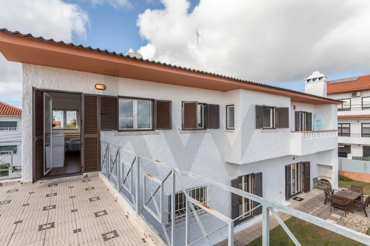 Moradia T4 para Venda em Porto Salvo Foto 44