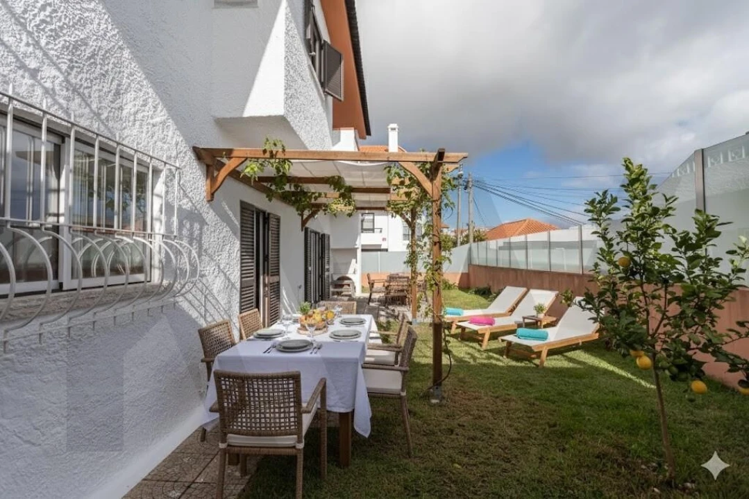 Moradia T4 para Arrendamento em Porto Salvo Foto 67