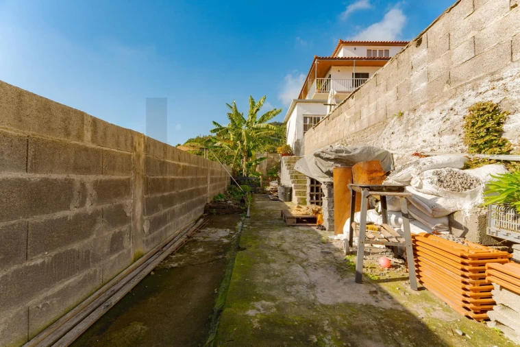 Moradia T1 para Venda em São Roque Foto 23