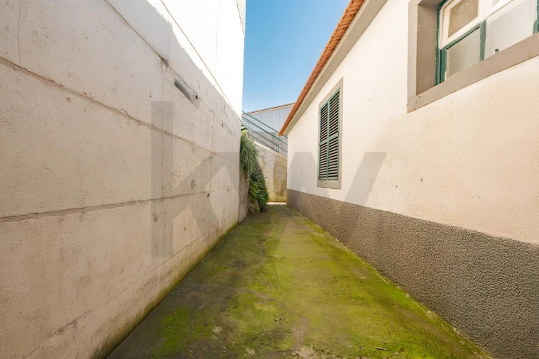 Moradia T1 para Venda em São Roque Foto 19