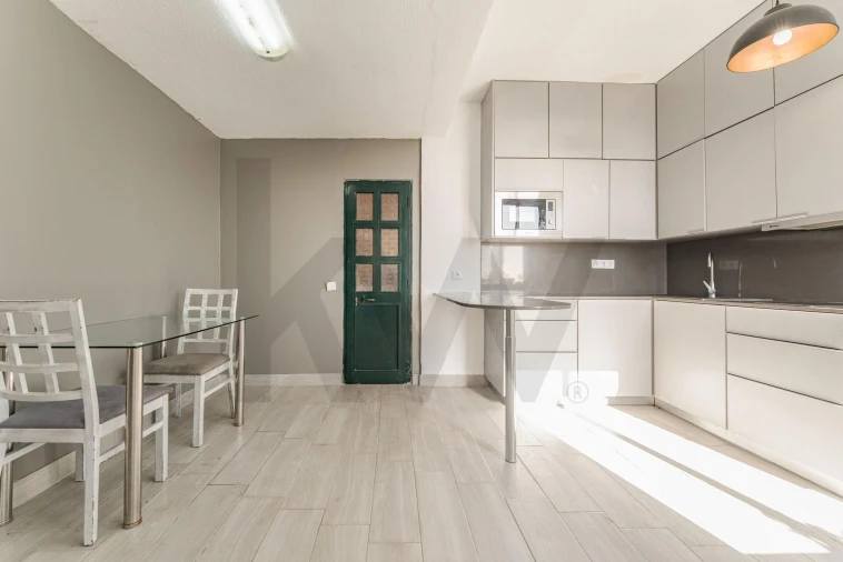 Moradia T1 para Venda em São Roque Foto 11