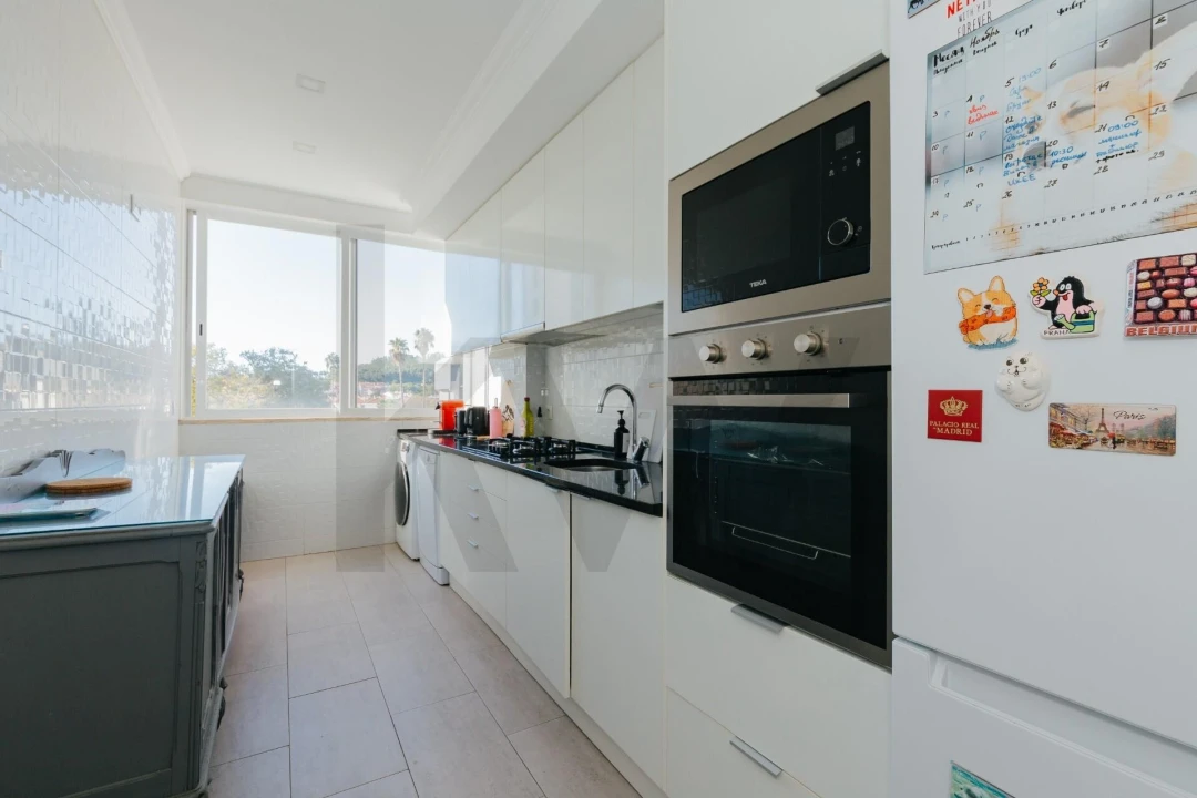 Apartamento T2 para Venda em Carnaxide e Queijas Foto 4