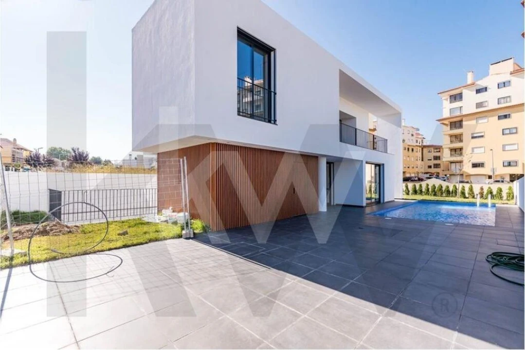 Moradia T4 para Venda em Carcavelos e Parede Foto 14