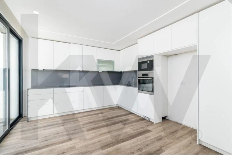 Moradia T4 para Venda em Carcavelos e Parede Foto 16