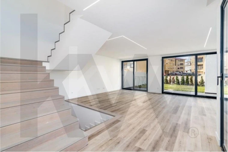 Moradia T4 para Venda em Carcavelos e Parede Foto 23