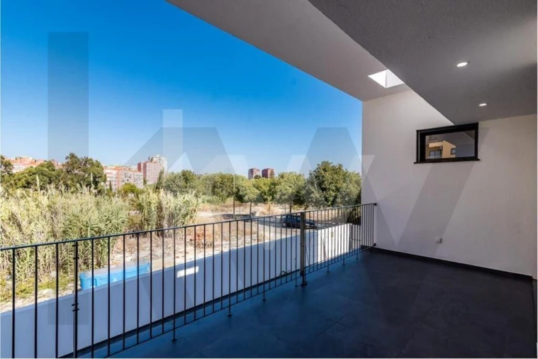 Moradia T4 para Venda em Carcavelos e Parede Foto 38