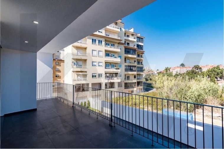 Moradia T4 para Venda em Carcavelos e Parede Foto 39