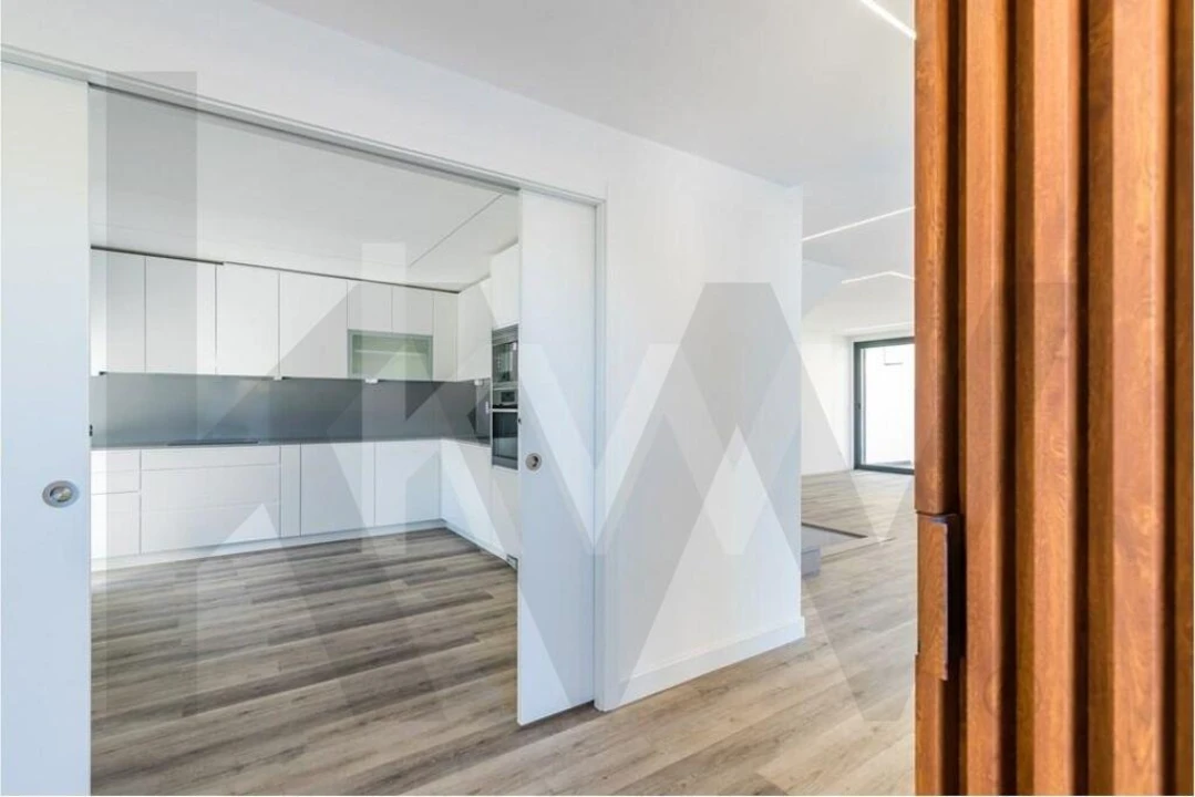 Moradia T4 para Venda em Carcavelos e Parede Foto 13