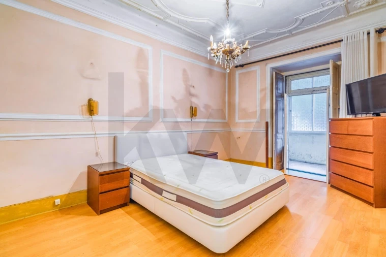 Apartamento T4 para Venda em Arroios Foto 3