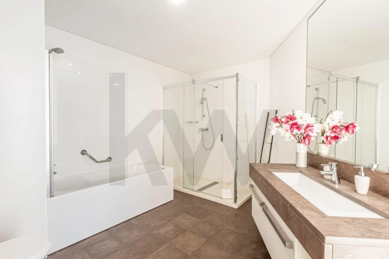 Apartamento T2 para Venda em São Martinho Foto 27