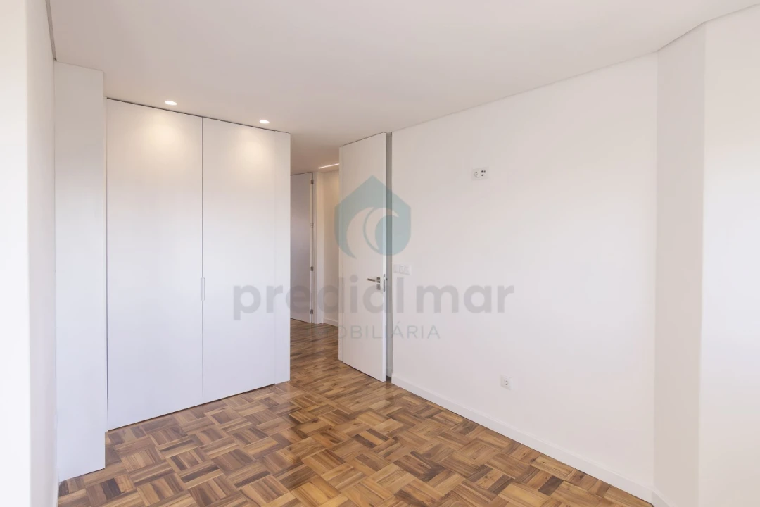 Apartamento para Venda em Cedofeita, Santo Ildefonso, Sé, Miragaia, São Nicolau e Vitória Foto 14