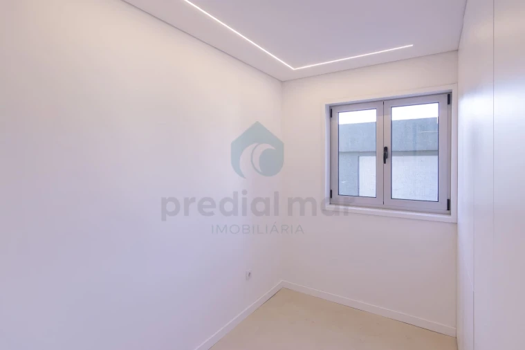 Apartamento para Venda em Cedofeita, Santo Ildefonso, Sé, Miragaia, São Nicolau e Vitória Foto 5