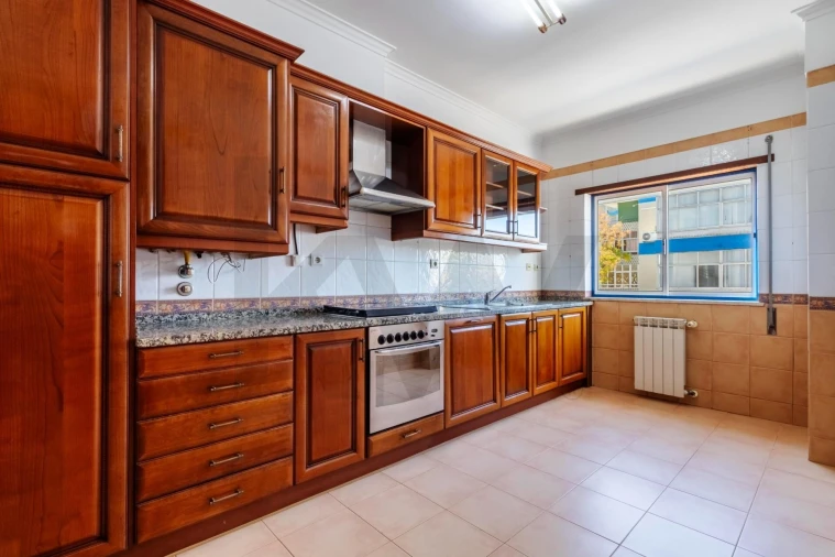 Apartamento T2 para Venda em Seixal, Arrentela e Aldeia de Paio Pires Foto 6