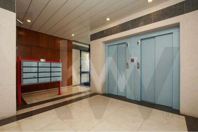 Apartamento T1 para Arrendamento em Carnide Foto 15