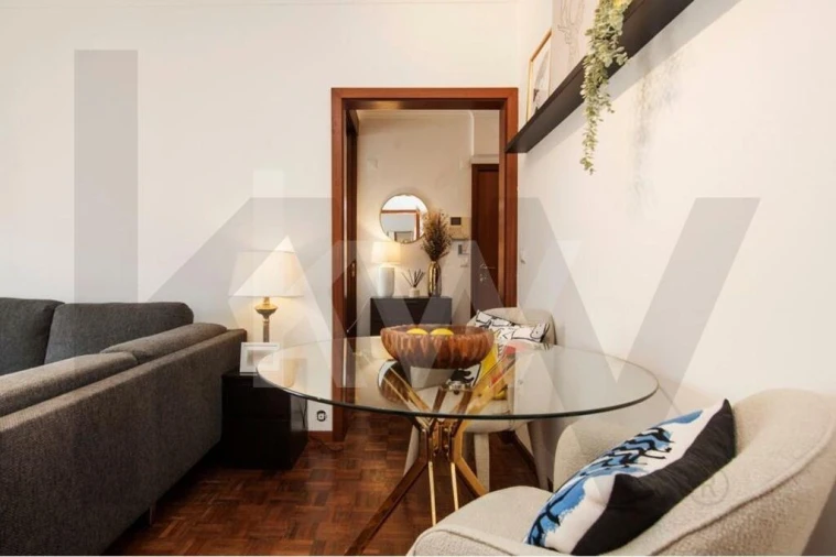 Apartamento T1 para Arrendamento em Carnide Foto 11