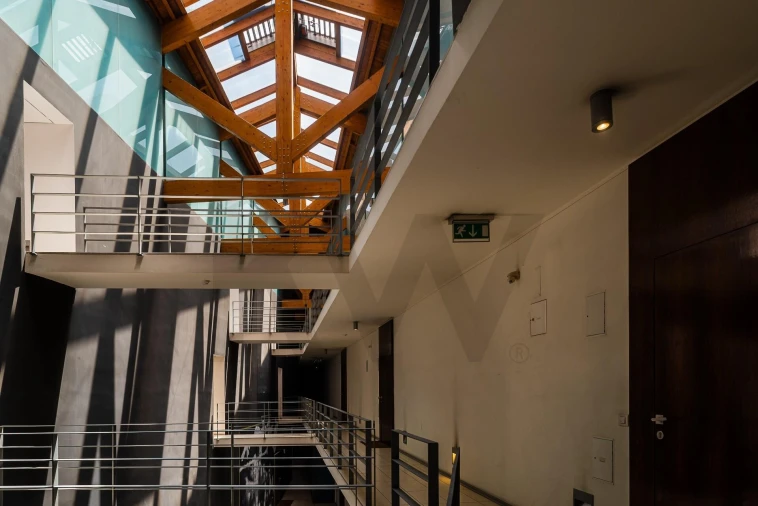 Apartamento T1 para Arrendamento em Misericórdia Foto 24