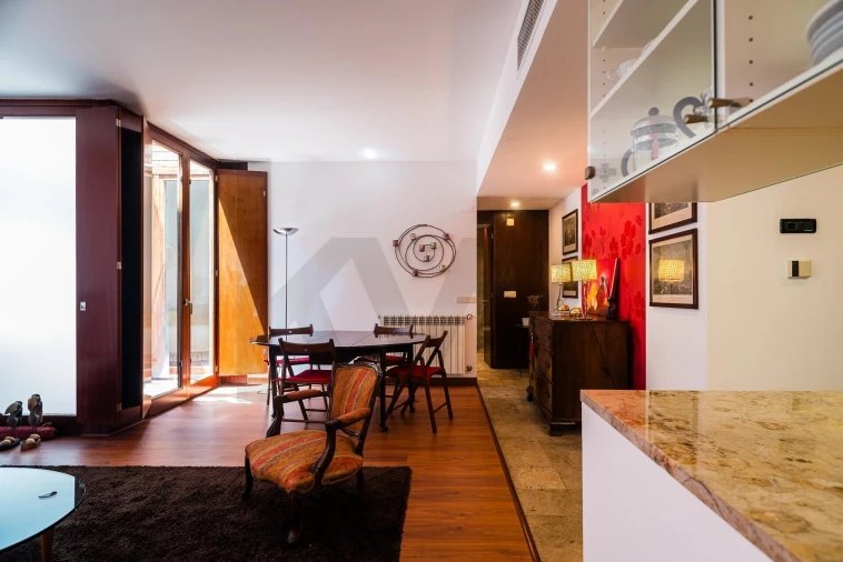 Apartamento T1 para Arrendamento em Misericórdia Foto 10