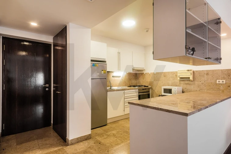 Apartamento T1 para Arrendamento em Misericórdia Foto 16