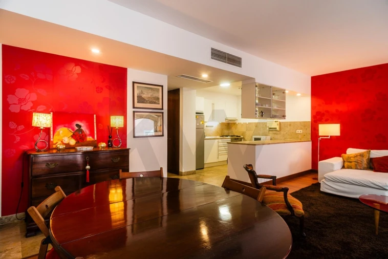 Apartamento T1 para Arrendamento em Misericórdia Foto 7