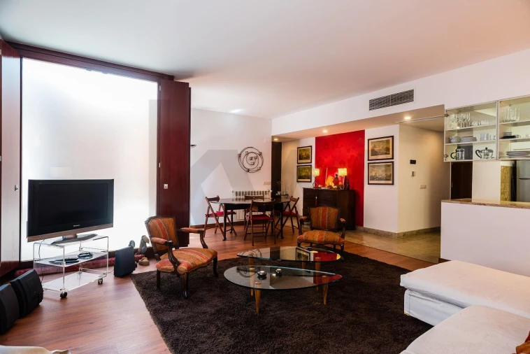 Apartamento T1 para Arrendamento em Misericórdia Foto 12