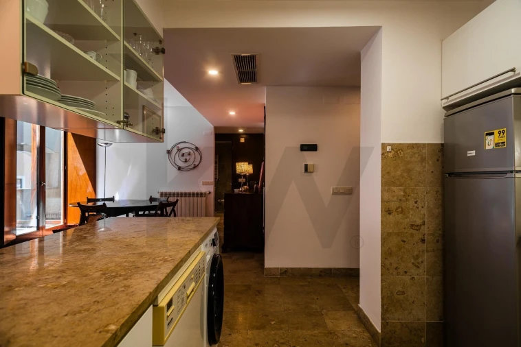 Apartamento T1 para Arrendamento em Misericórdia Foto 19