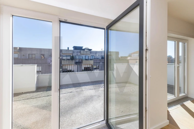 Apartamento T2 para Venda em Paranhos Foto 1