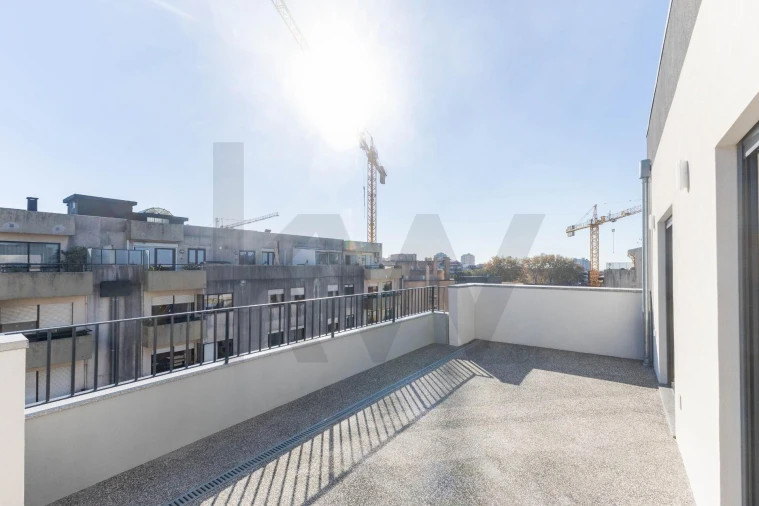 Apartamento T2 para Venda em Paranhos Foto 19