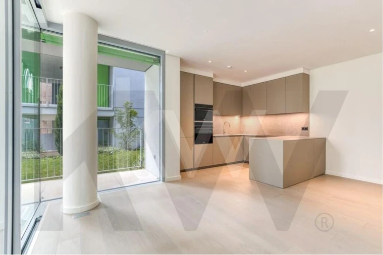 Apartamento T2 para Arrendamento em Marvila Foto 24