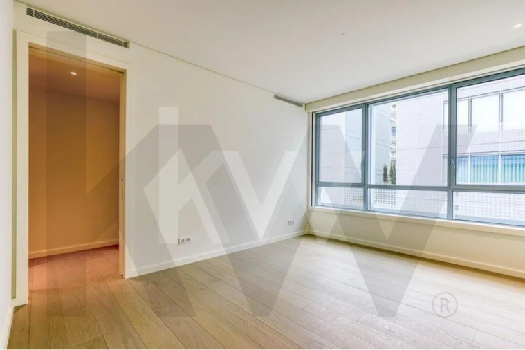 Apartamento T2 para Arrendamento em Marvila Foto 14