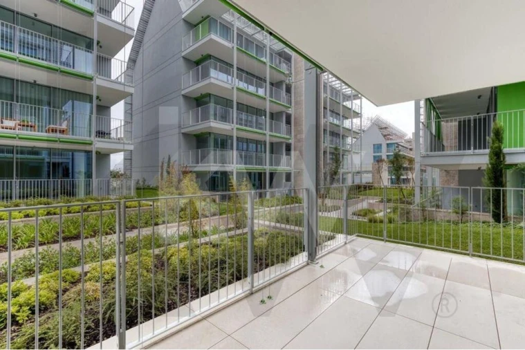 Apartamento T2 para Arrendamento em Marvila Foto 29